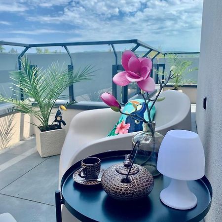 Madagascar Apartman Keszthely Esterno foto